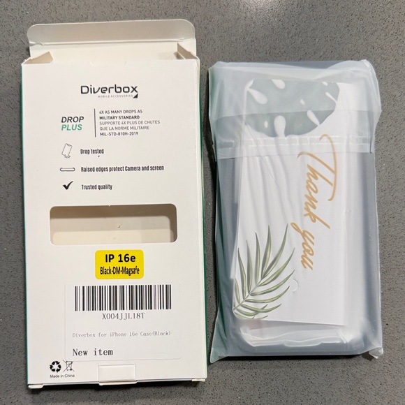 NWT iPhone 16e Black MagSafe Case - Picture 3 of 4